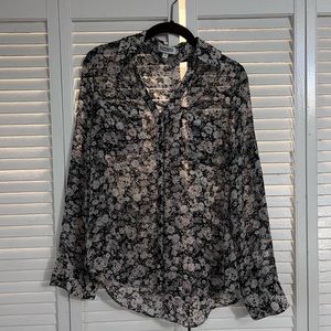 Floral button up Express blouse
